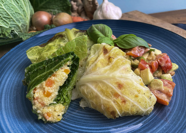 Wirsingrouladen mit Polenta