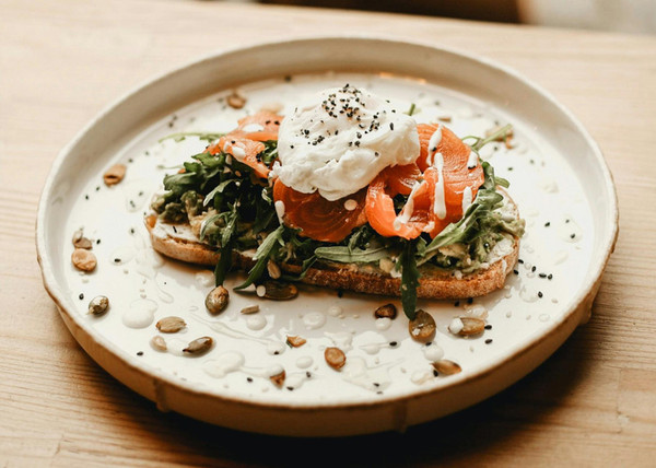 Frischkäse Brot Lachs