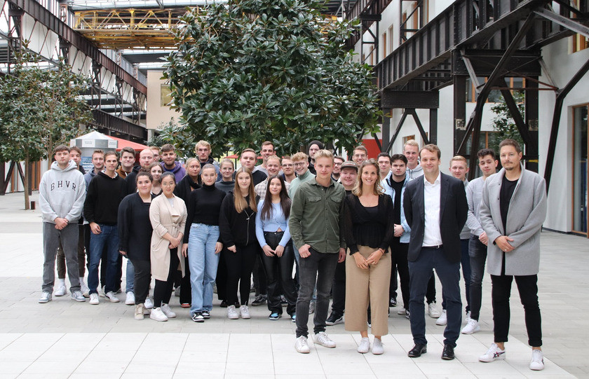 gleich vier Gründer*innen ihre Motivation mit den Bachelor-Studierenden am Campus Lingen geteilt.